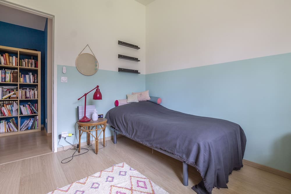Photo of Bedroom in Brouzet-les-Quissac