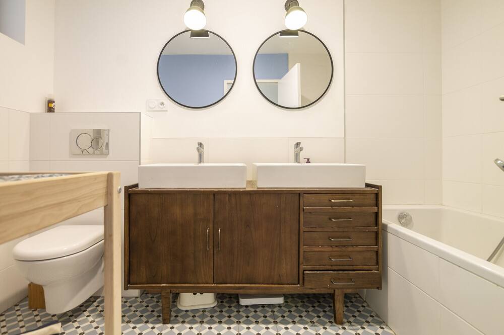Photo of Bathroom in Brouzet-les-Quissac