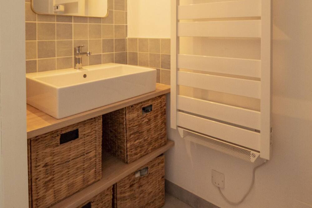 Photo of Bathroom in Brouzet-les-Quissac