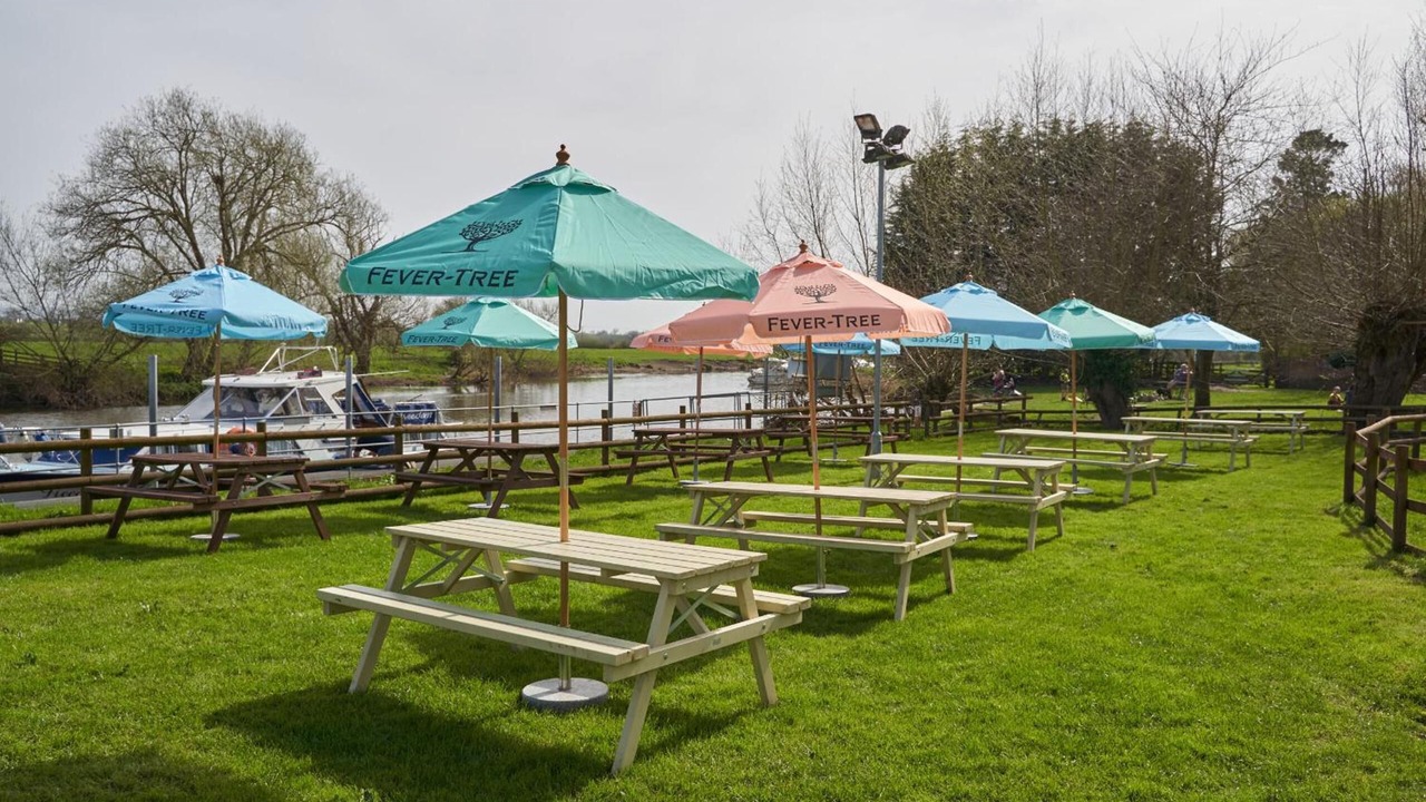 Photo of Outdoor in Twyning