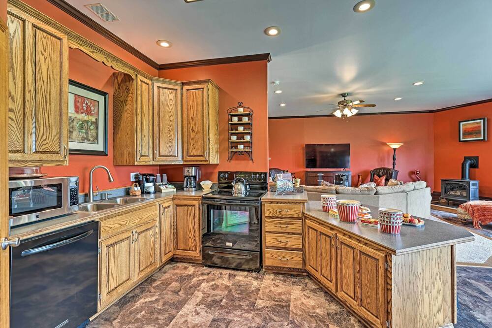 Photo of Others in Rushville