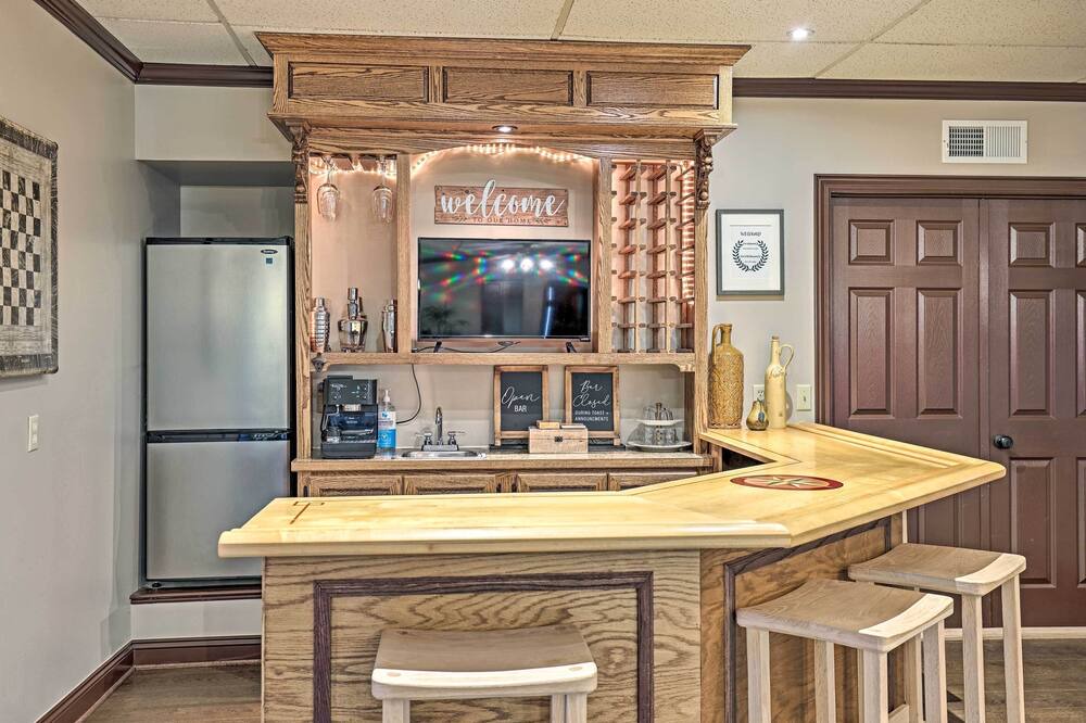 Photo of Others in Rushville