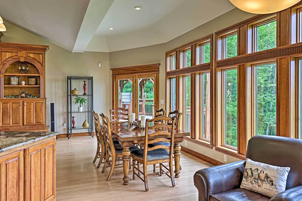 Photo of Others in Rushville