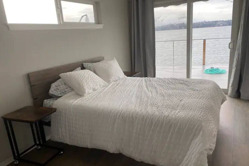 Photo of Others in Northeast Tacoma