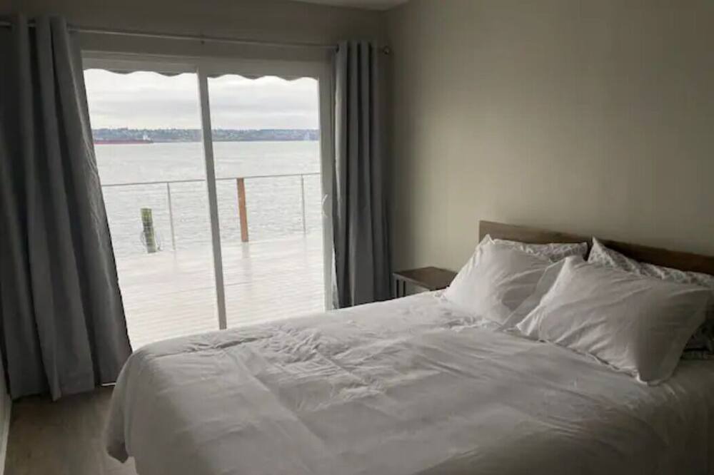 Photo of Others in Northeast Tacoma