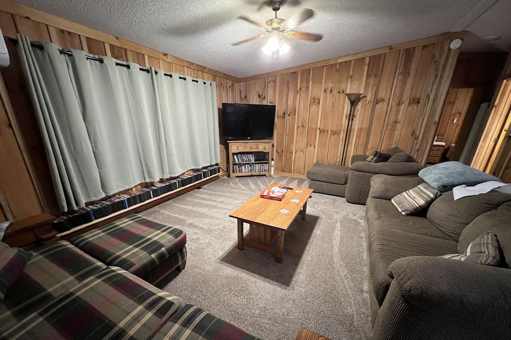 Photo of Livingroom in Glouster