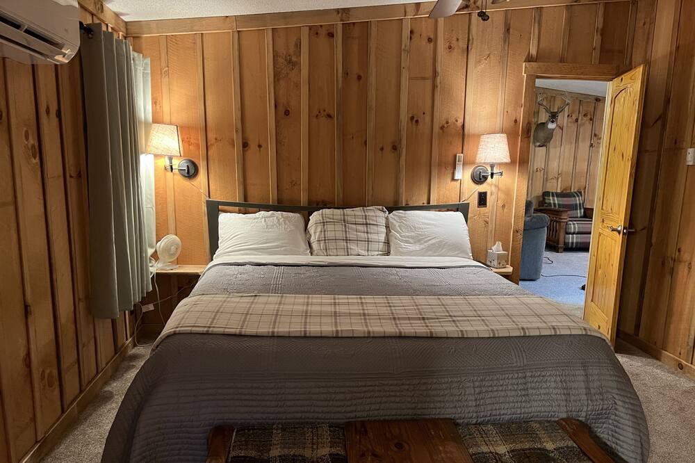 Photo of Bedroom in Glouster