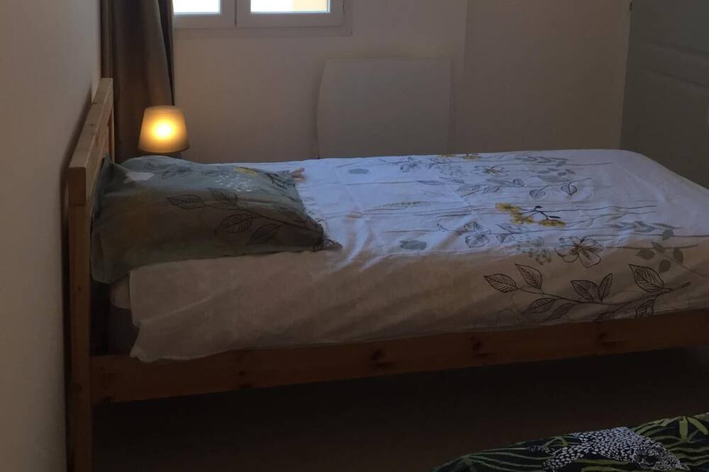 Photo of Bedroom in Saint-Jean-de-Maruejols-et-Avejan