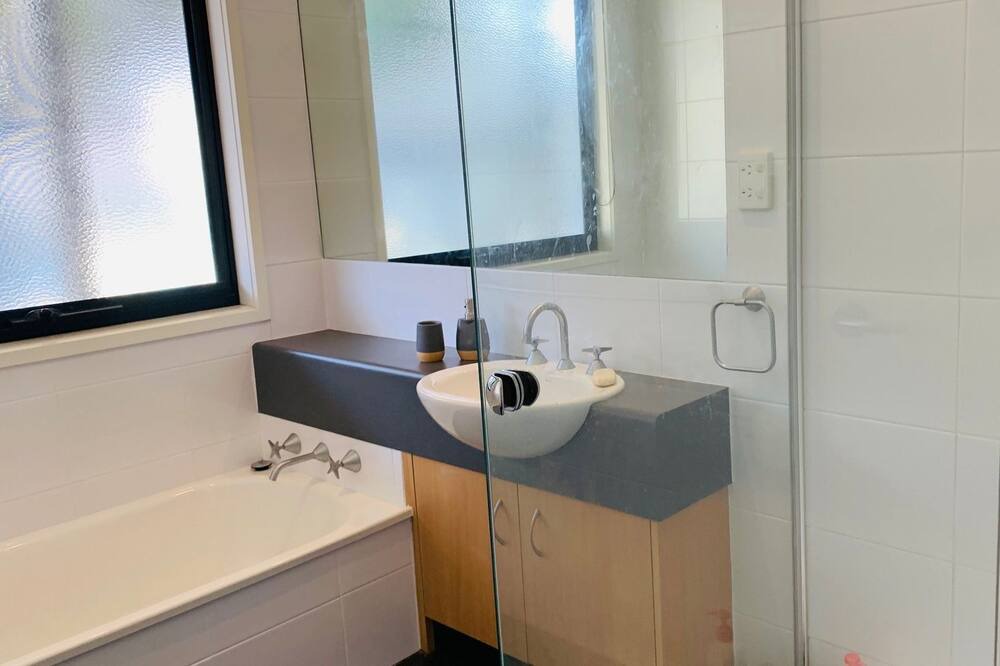 Photo of Bathroom in Cape Woolamai