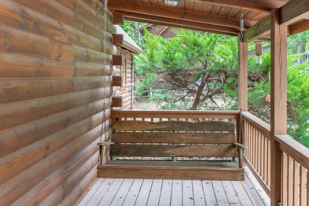 Photo of Patio Balcony in Pine Mountain Valley