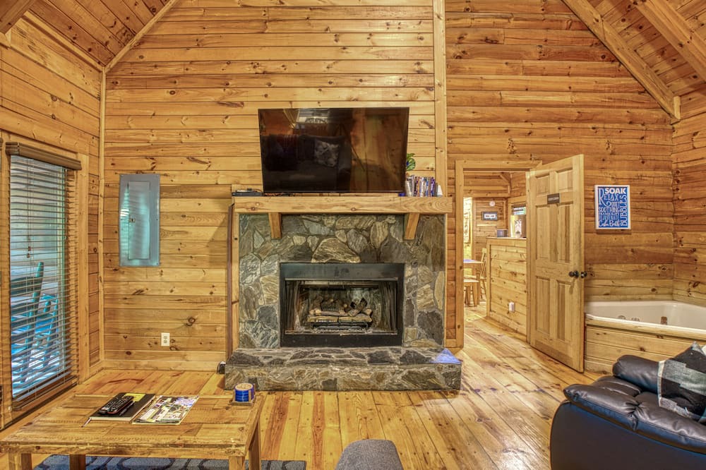 Photo of Livingroom in Pine Mountain Valley