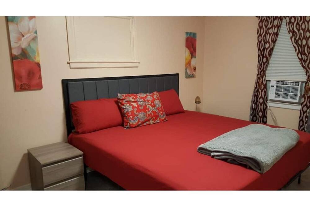 Photo of Bedroom in Niagara Falls