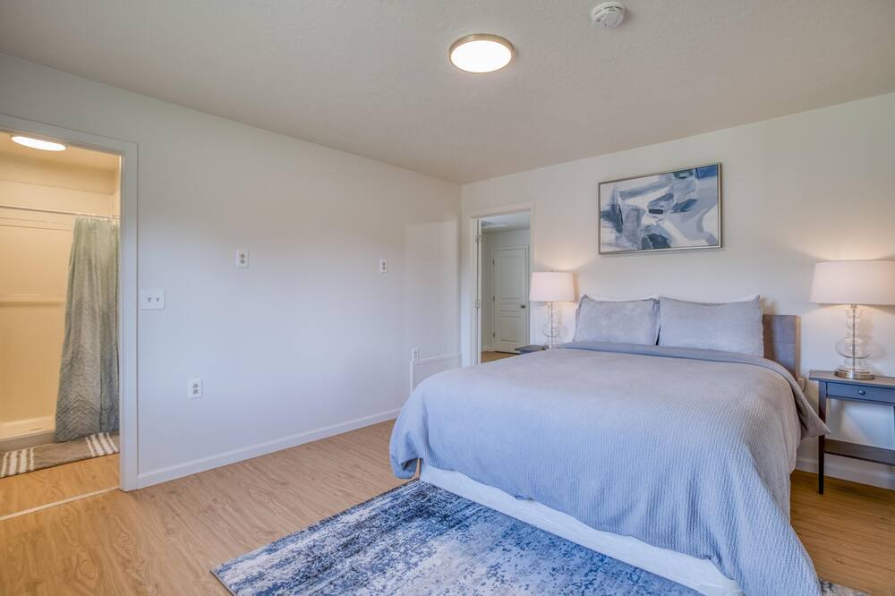 Photo of Bedroom in Pacific City