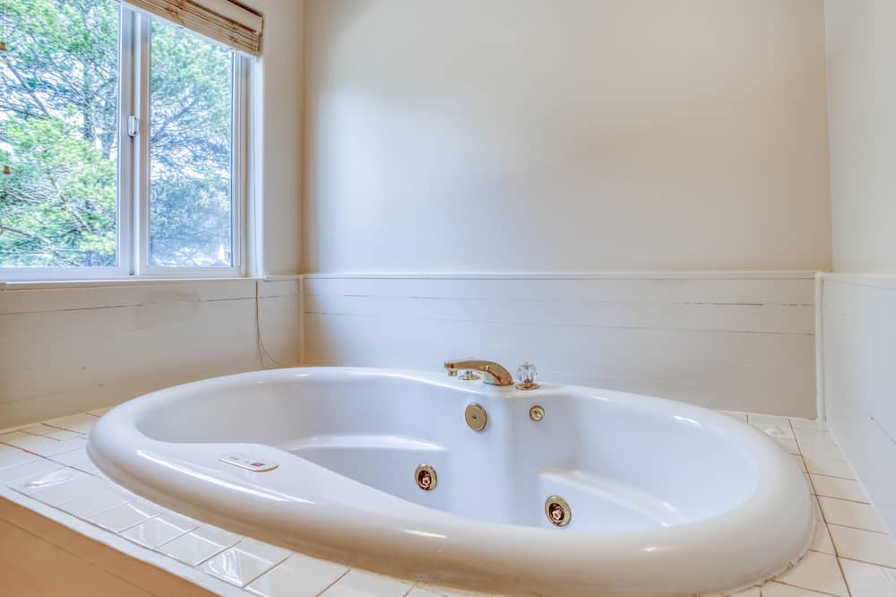 Photo of Bathroom in Pacific City