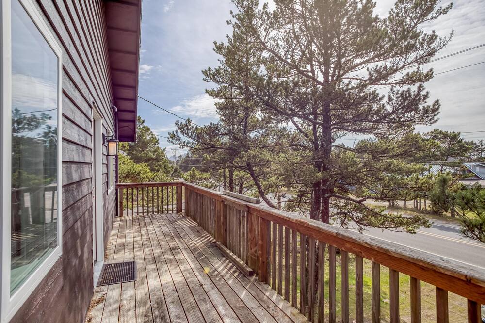 Photo of Patio Balcony in Pacific City