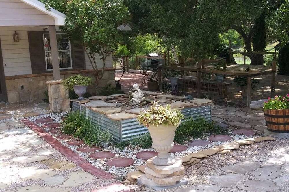 Photo of Outdoor in Blanco