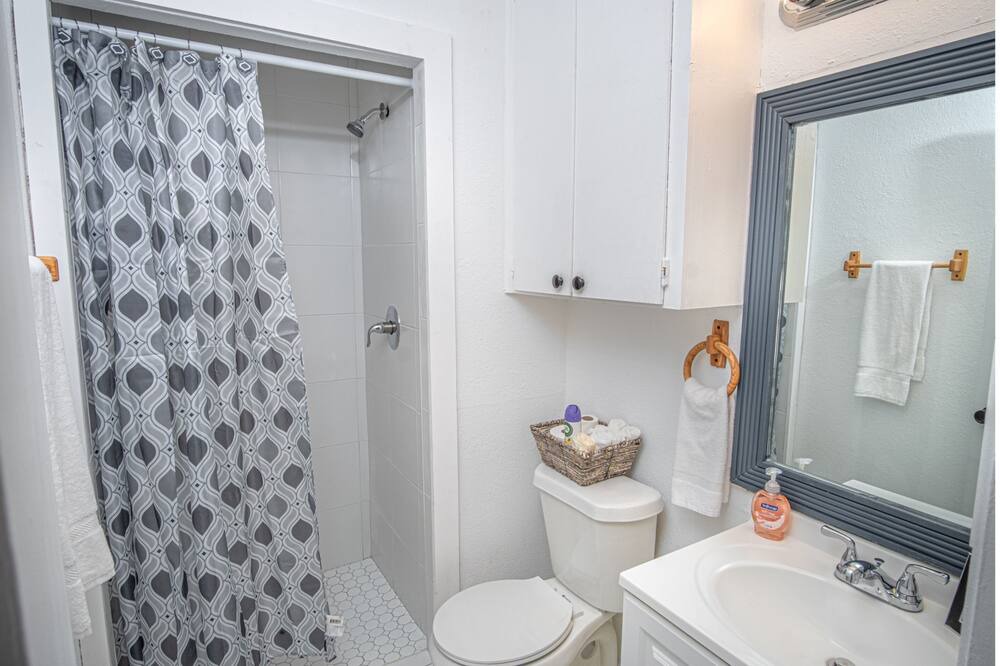 Photo of Bathroom in Midtown