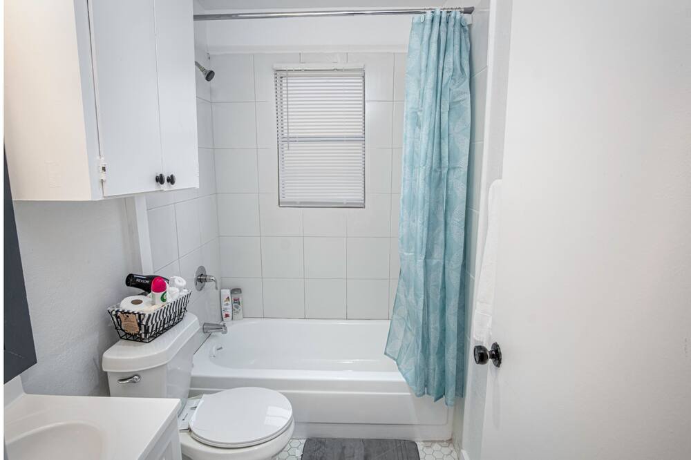 Photo of Bathroom in Midtown
