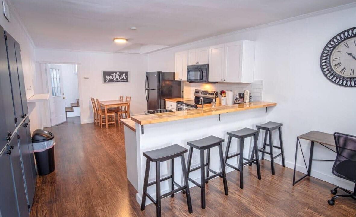 Photo of Kitchen in Midtown