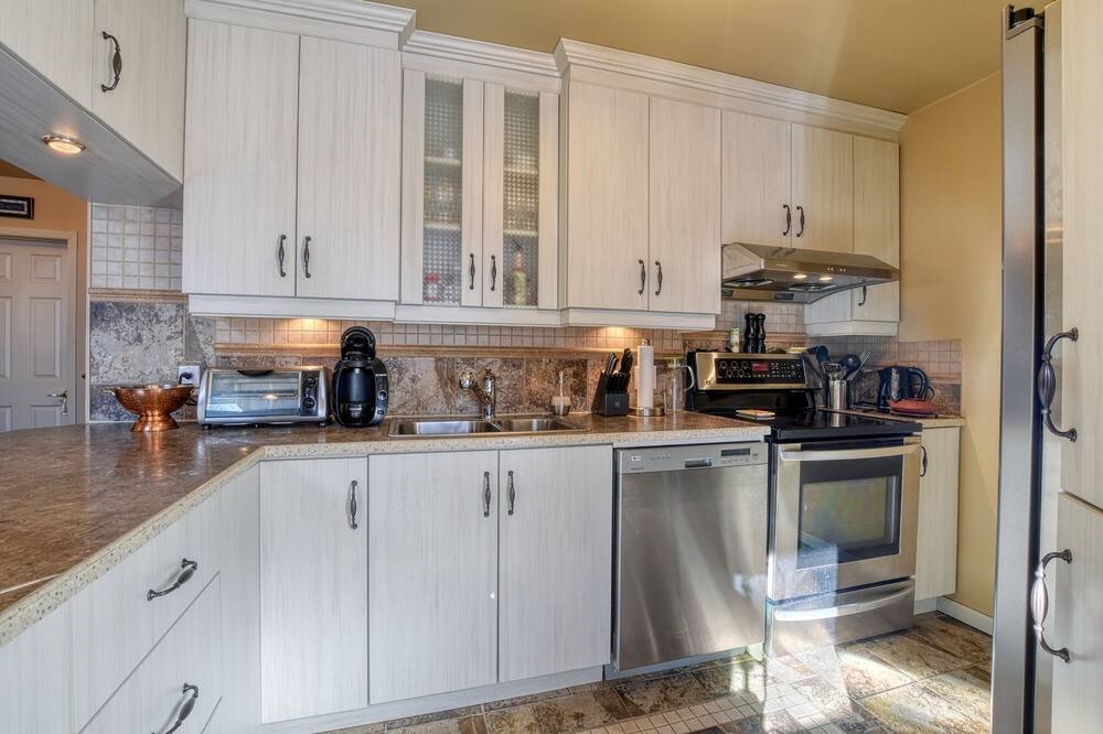 Photo of Kitchen in Morin Heights