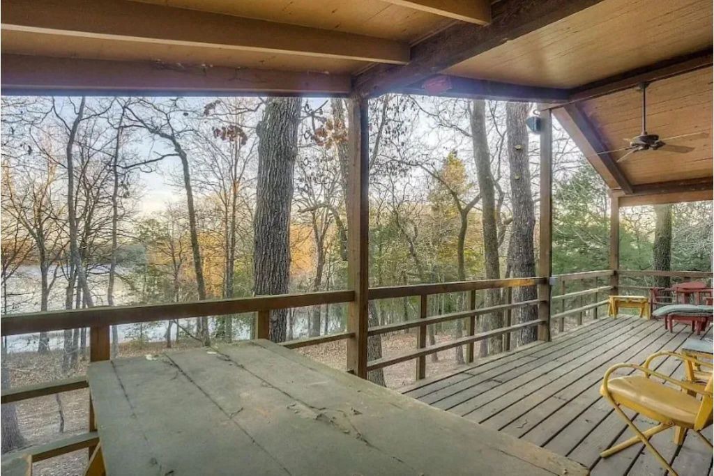 Photo of Outdoor in Edom