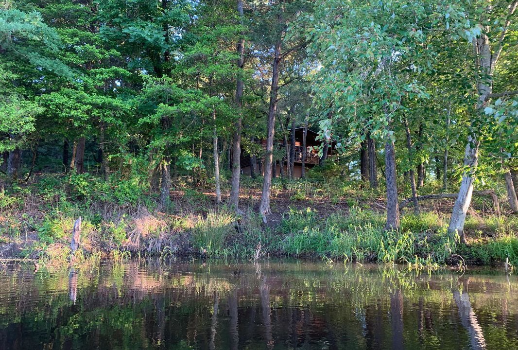 Photo of Outdoor in Edom
