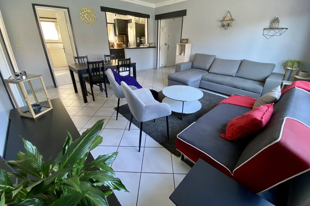 Photo of Others in L'Ile-Saint-Denis