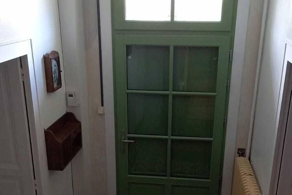 Photo of Bedroom in Reaumur