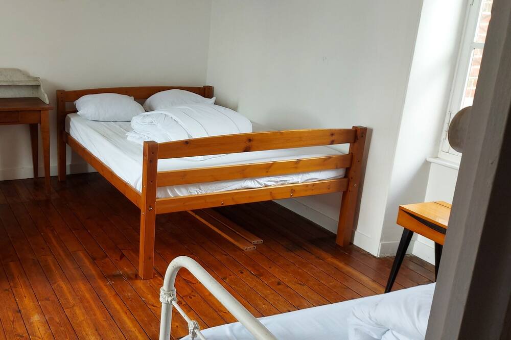 Photo of Bedroom in Reaumur