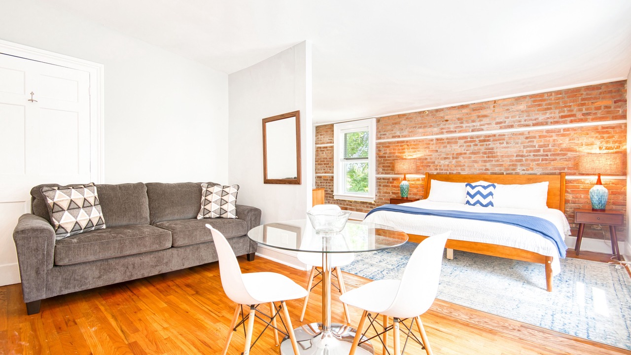 Photo of Others in Hudson