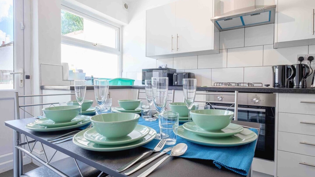 Photo of Others in Staple Hill