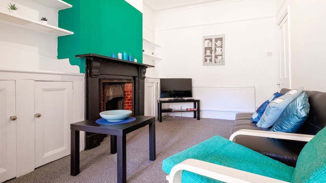 Photo of Others in Staple Hill