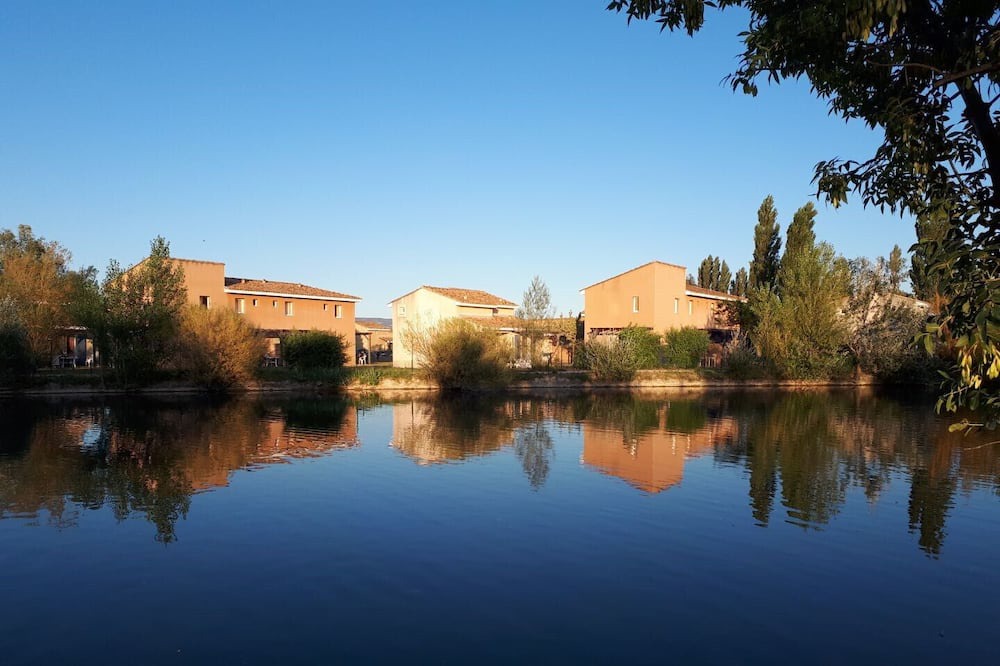 Photo of Outdoor in Saint-Saturnin-les-Avignon