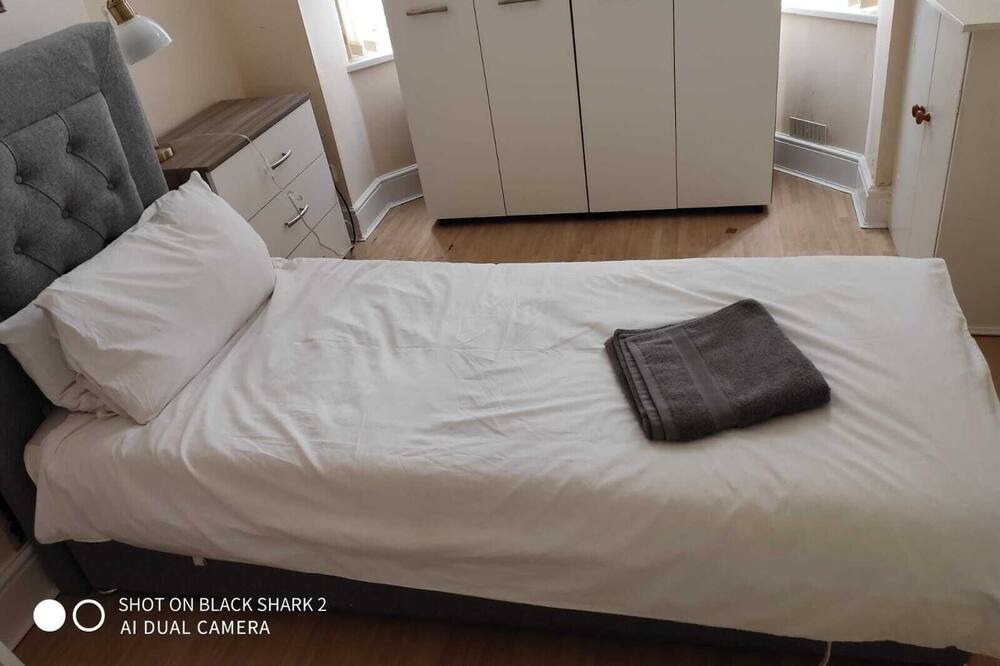 Photo of Bedroom in Goole