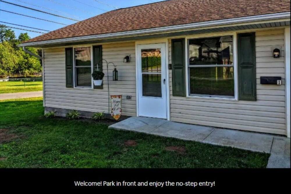 Photo of Others in Seanor