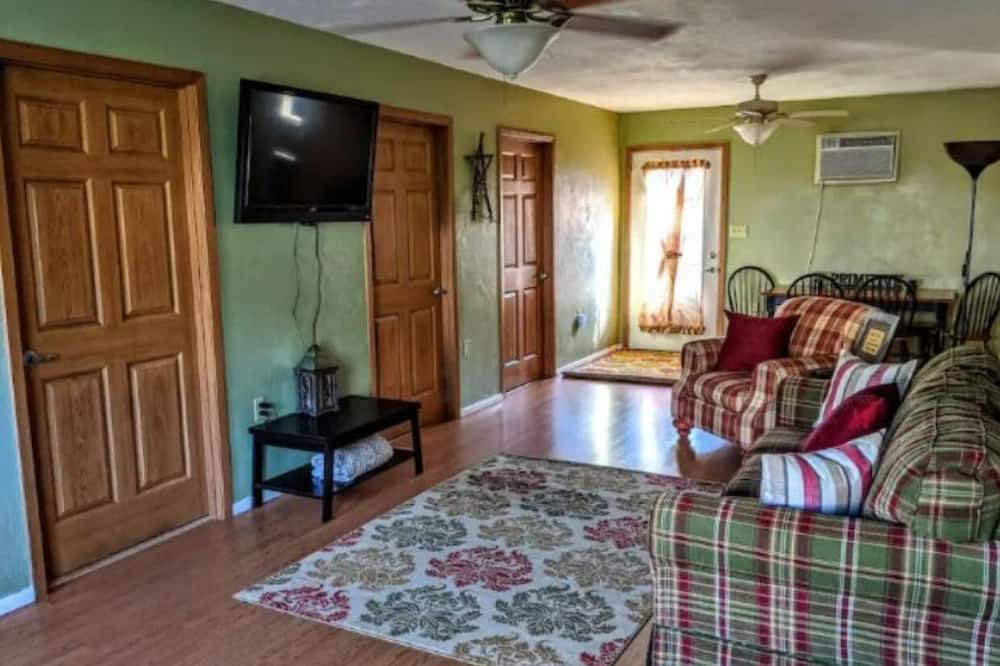 Photo of Others in Seanor