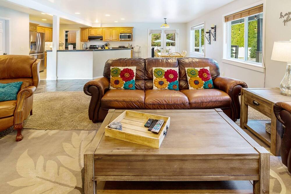 Photo of Livingroom in Leavenworth