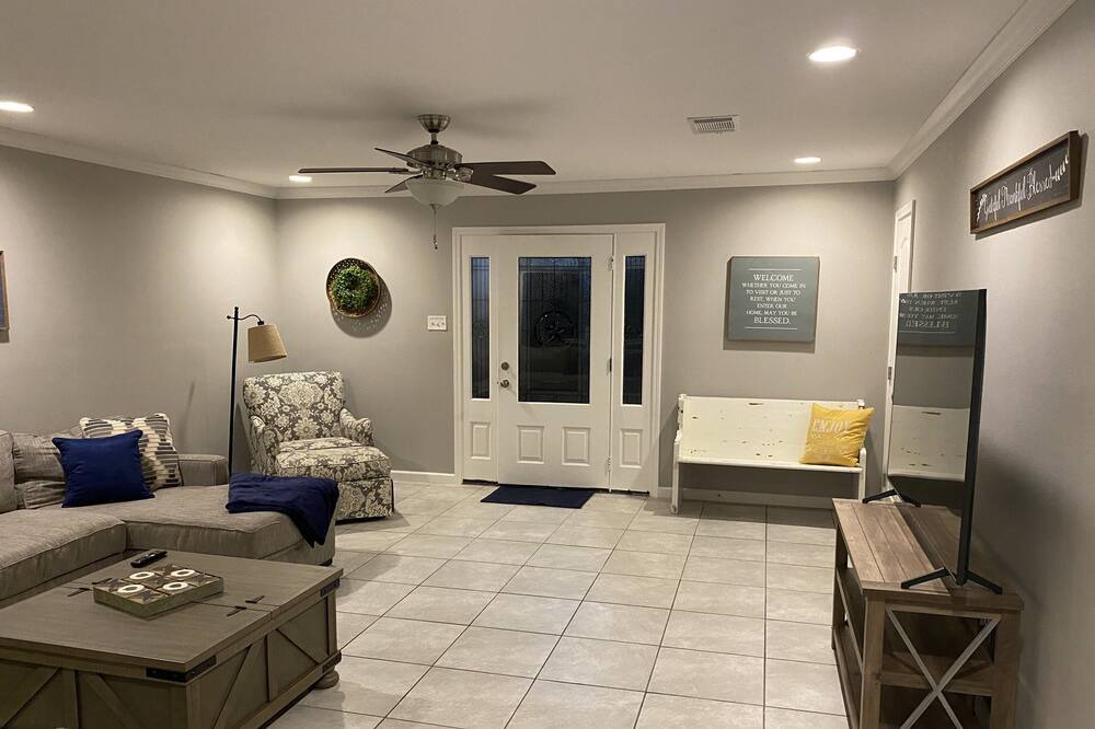 Photo of Livingroom in Athens