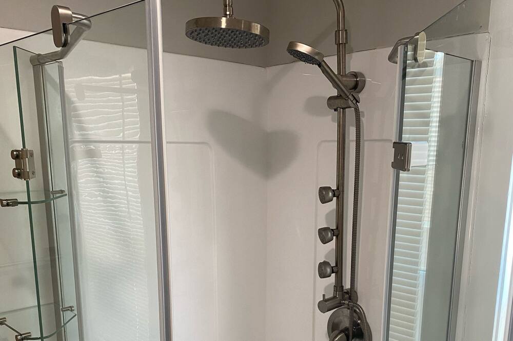 Photo of Bathroom in Mobile