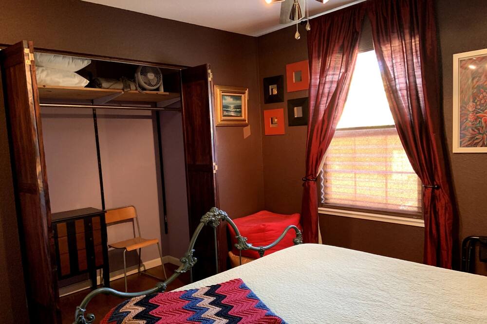 Photo of Bedroom in Sharp Park