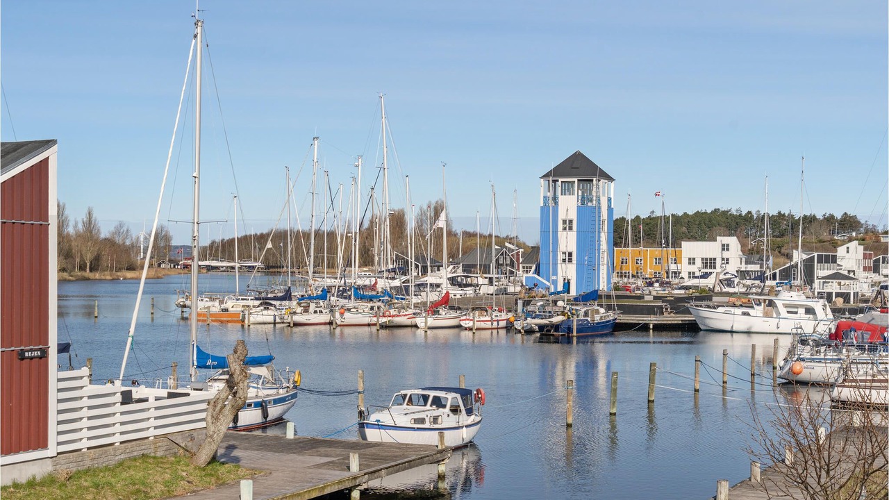 Photo of Others in Øer Strand