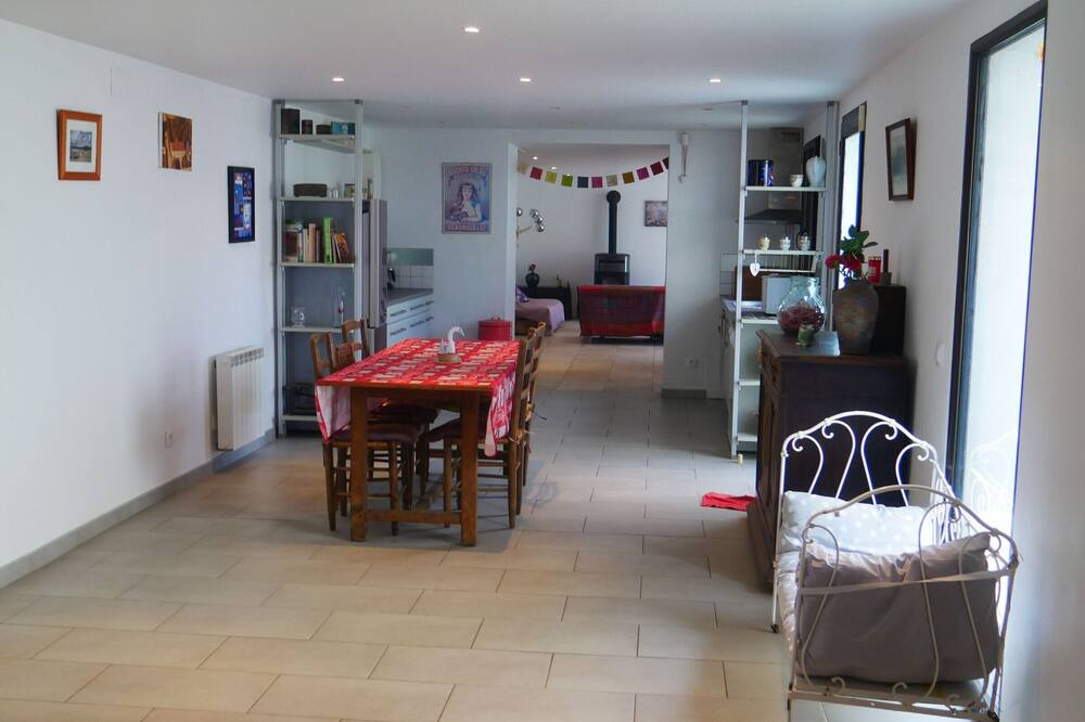 Photo of Livingroom in Bazoches-les-Gallerandes