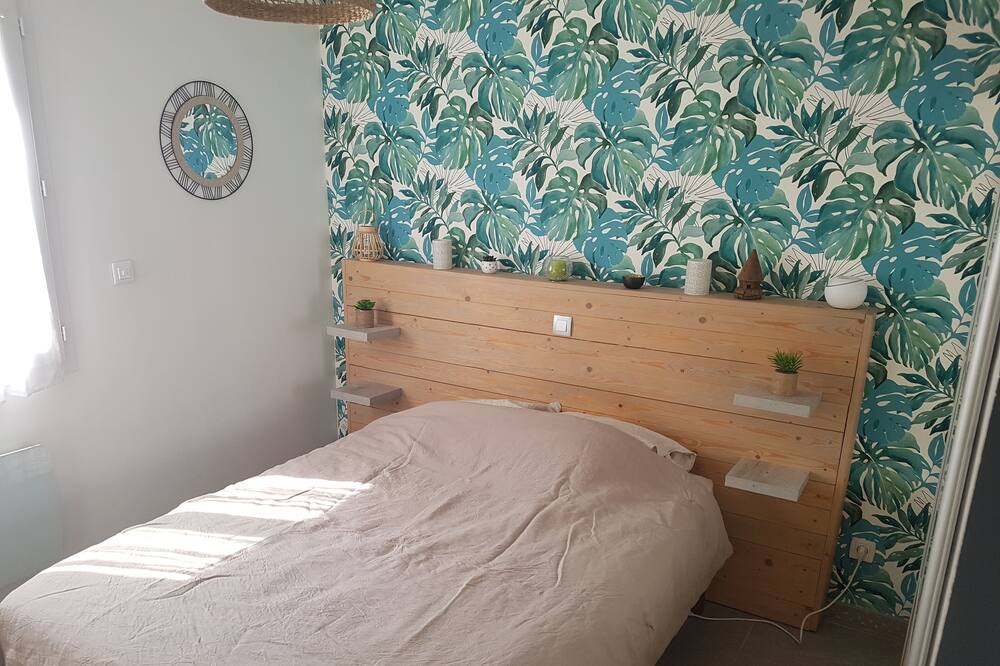 Photo of Bedroom in Le Cannet-des-Maures