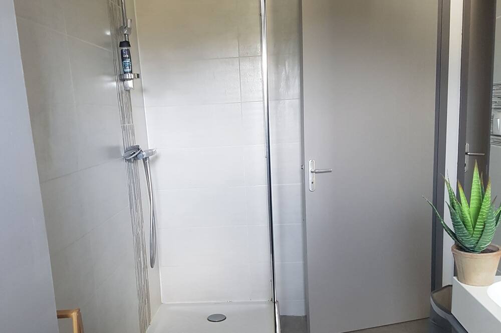 Photo of Bathroom in Le Cannet-des-Maures