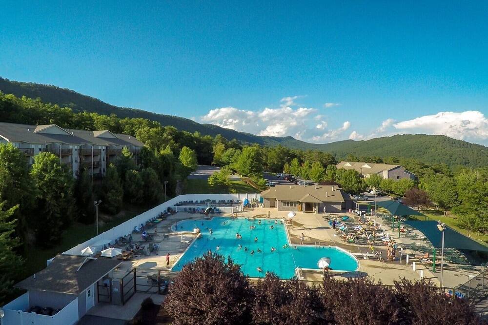 Photo of Outdoor in Massanutten