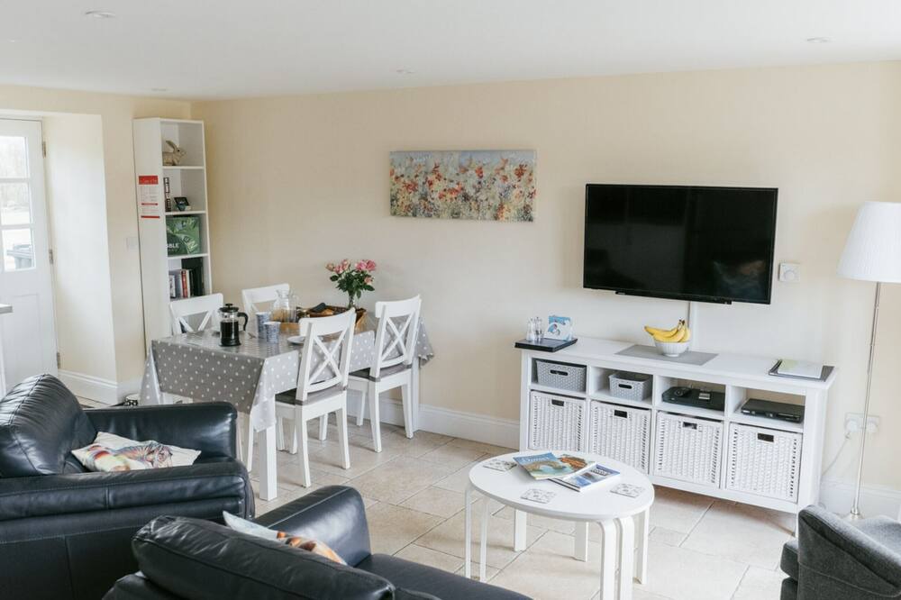 Photo of Livingroom in Maiden Newton