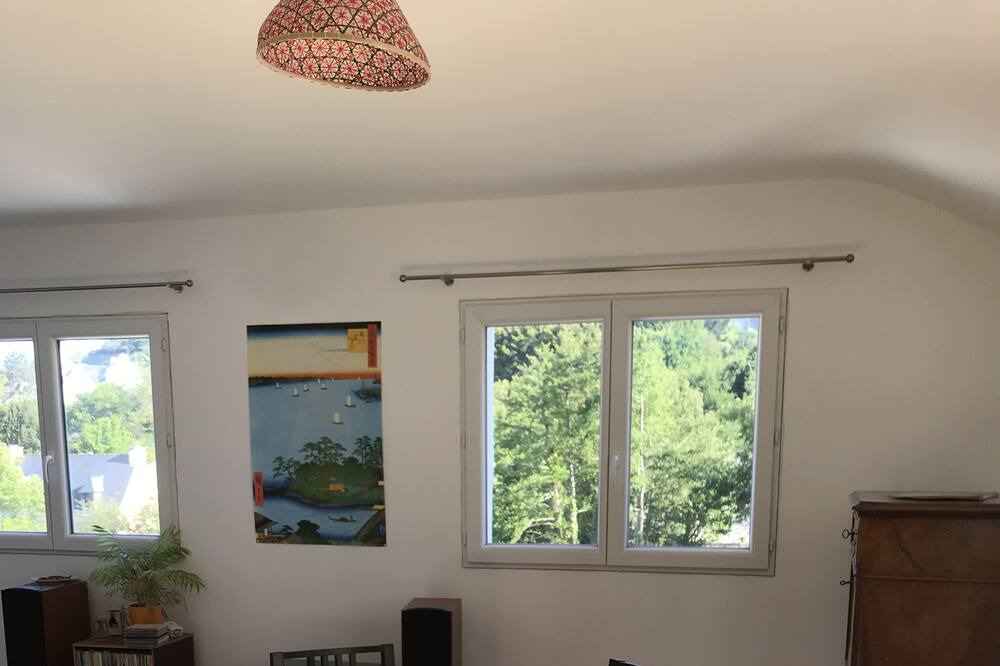 Photo of Kitchen in Saint-Michel-en-Greve