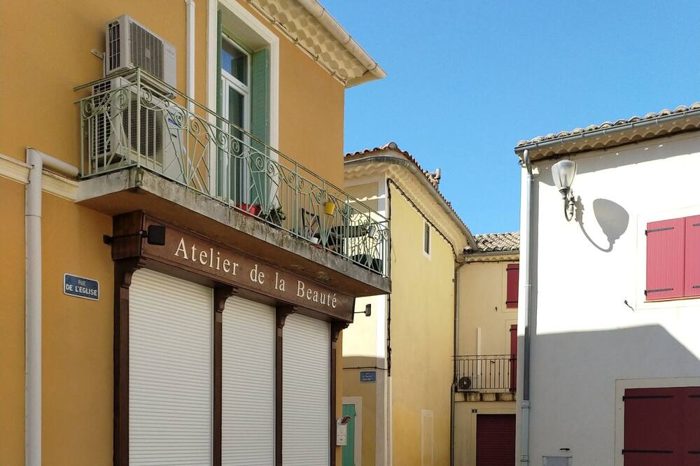 Photo of Outdoor in Jonquieres