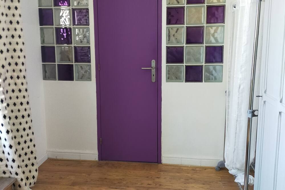 Photo of Bedroom in Jonquieres