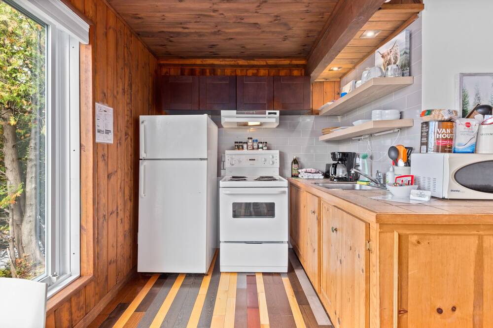 Photo of Kitchen in Sainte-Lucie-des-Laurentides